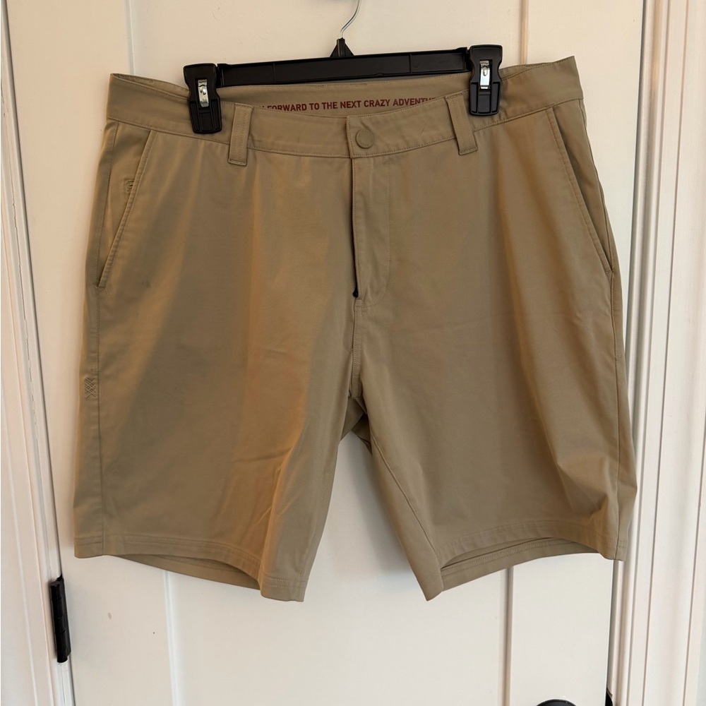 RHONE Commuter Men's Khaki Flat Front Shorts 34